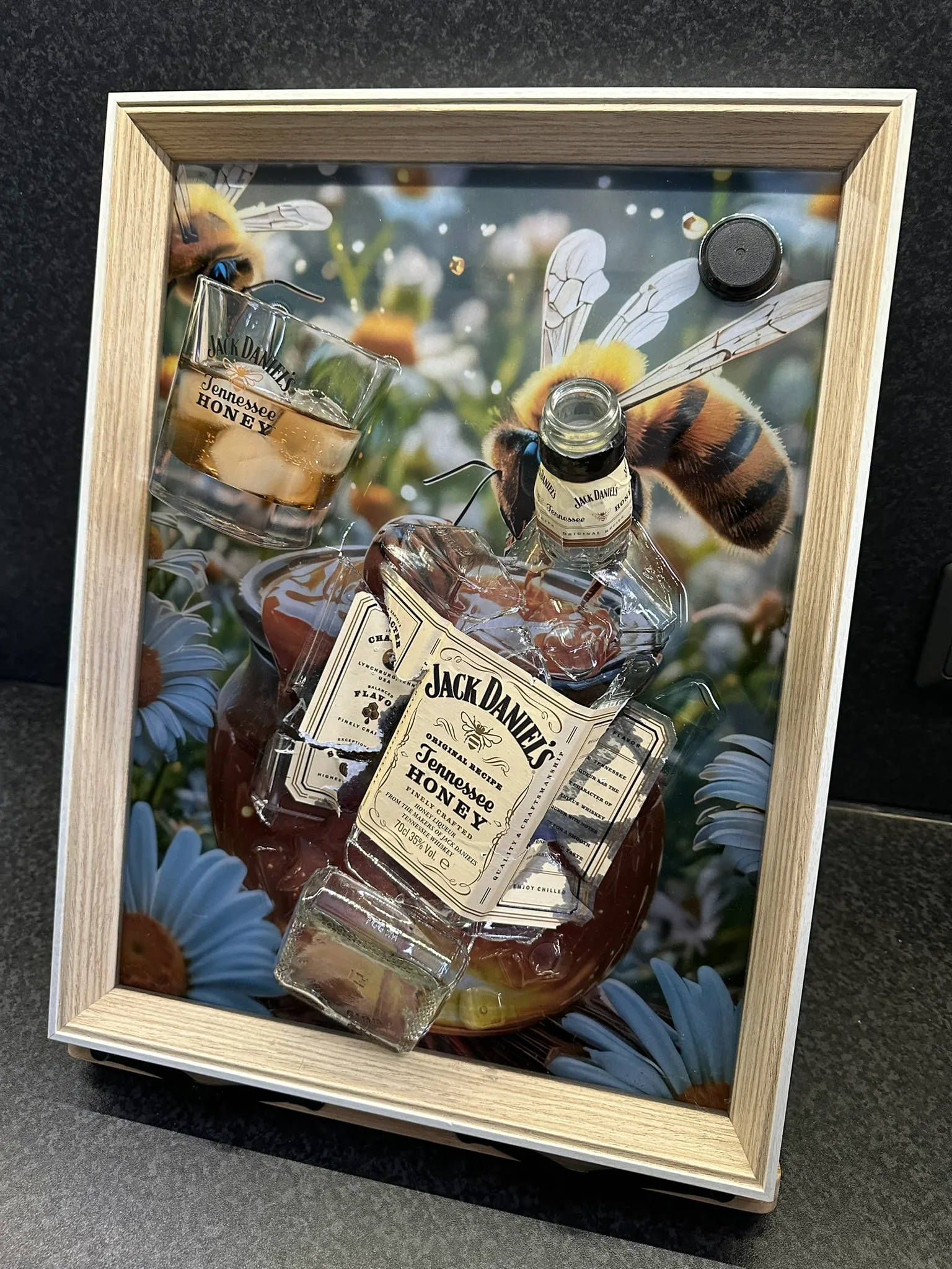 Jack Daniels Honey – Gebroken Fles met Whiskeyglas – IMG_2639.JPEG